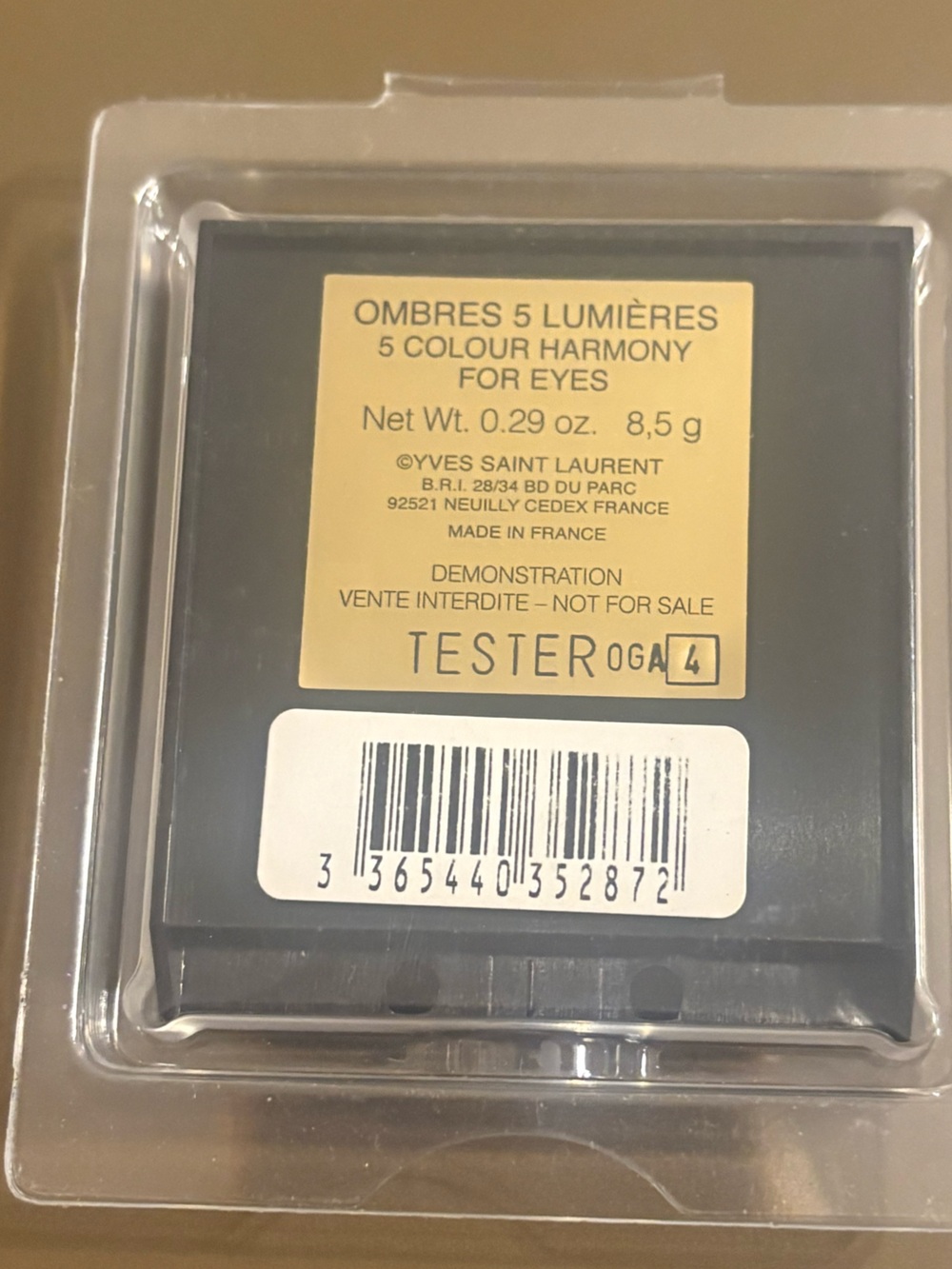 YSL OMBRES 5 LUMIĆRES 5 COLOUR HARMONY
Eyeshadow Palette Wt. 0.29 oz. 8,5 g - Picture 4 of 4
